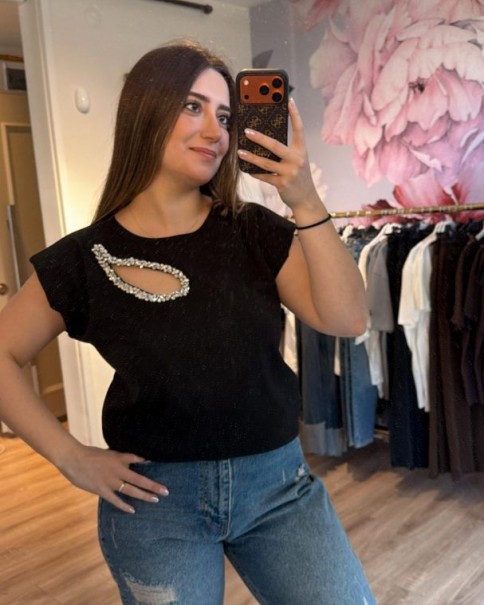 DAMLA TAŞLI VATKALI TİŞÖRT 